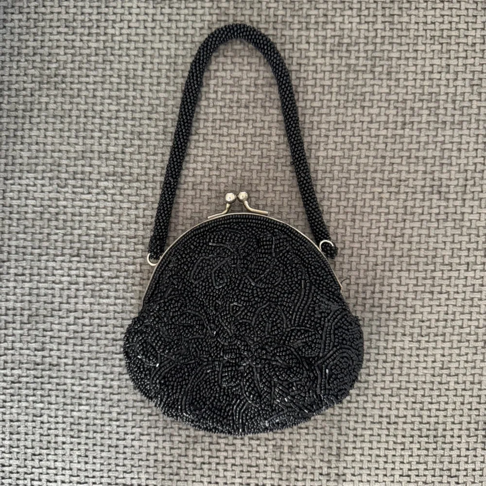 Beaded Evening Bag Black Formal Cocktail Vintage Mini Purse Kiss Lock La Regale